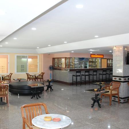 A.A. Pattaya Golden Beach Hotel Extérieur photo