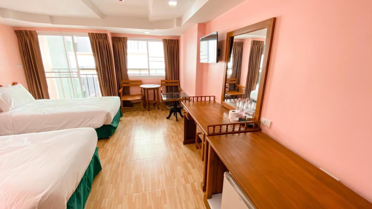 A.A. Pattaya Golden Beach Hotel Extérieur photo