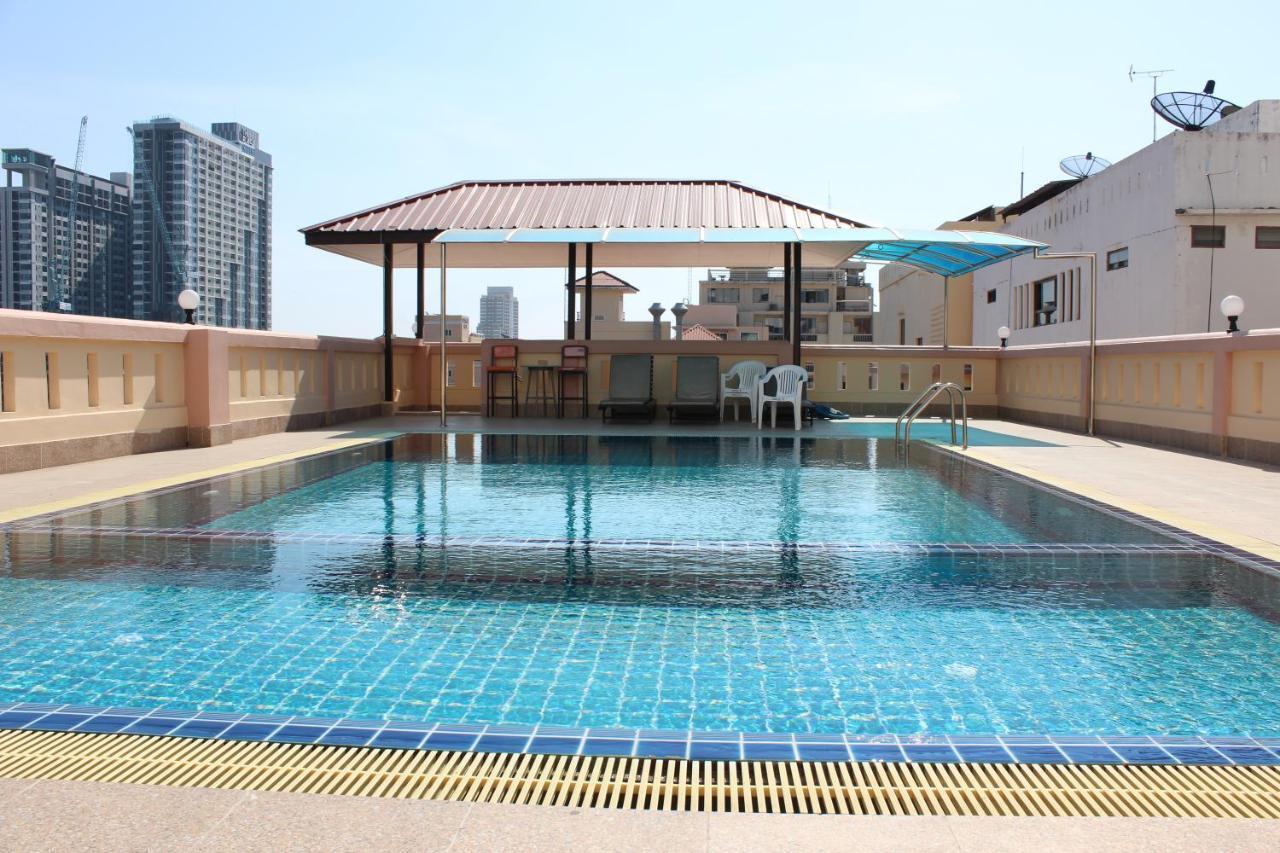 A.A. Pattaya Golden Beach Hotel Extérieur photo